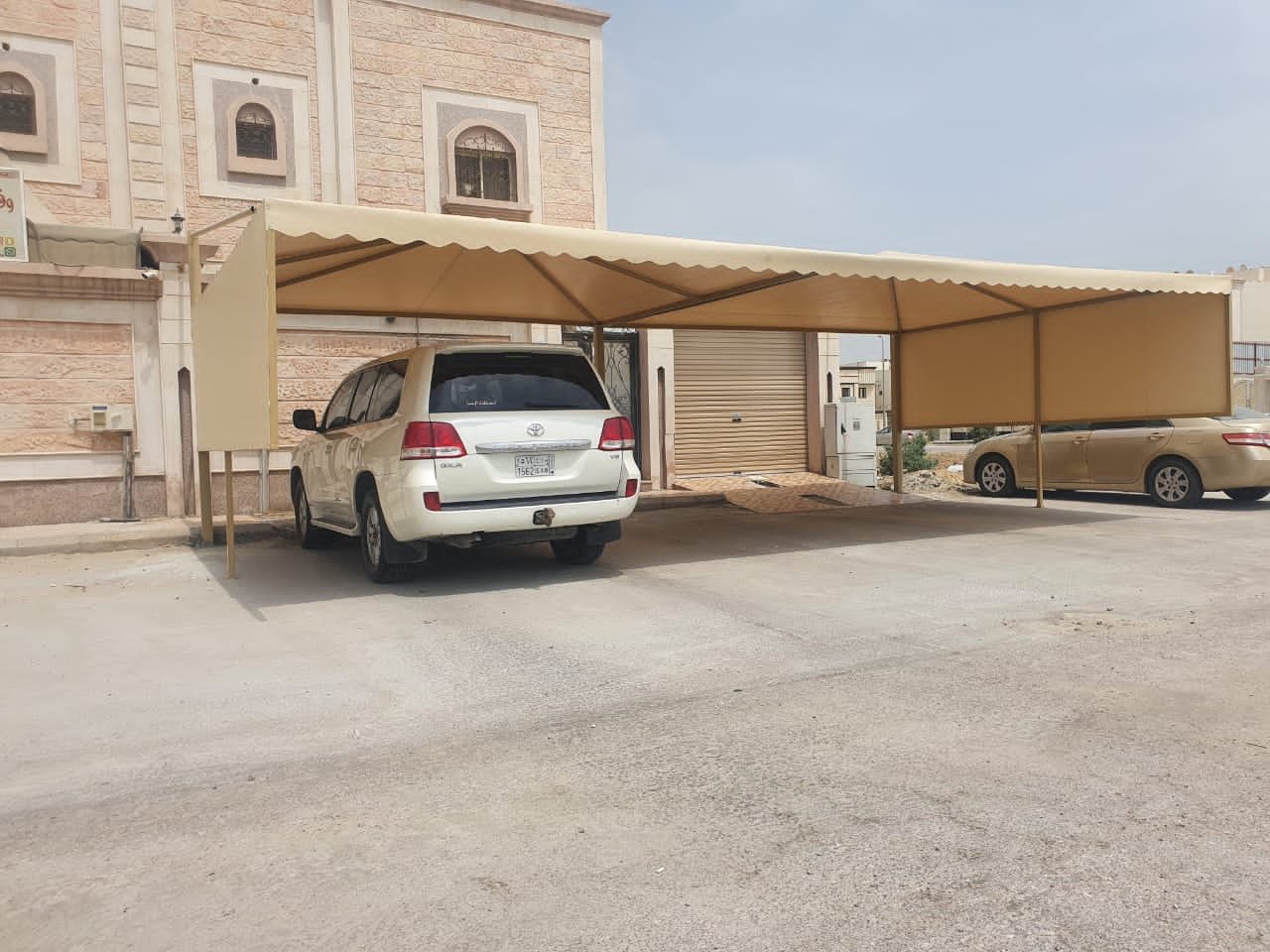 مظلات سيارات مودرن